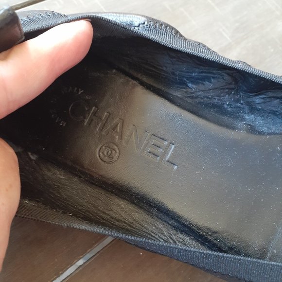CHANEL black leather cap toe ballerina flats logo 40 US 10 - Picture 4 of 7